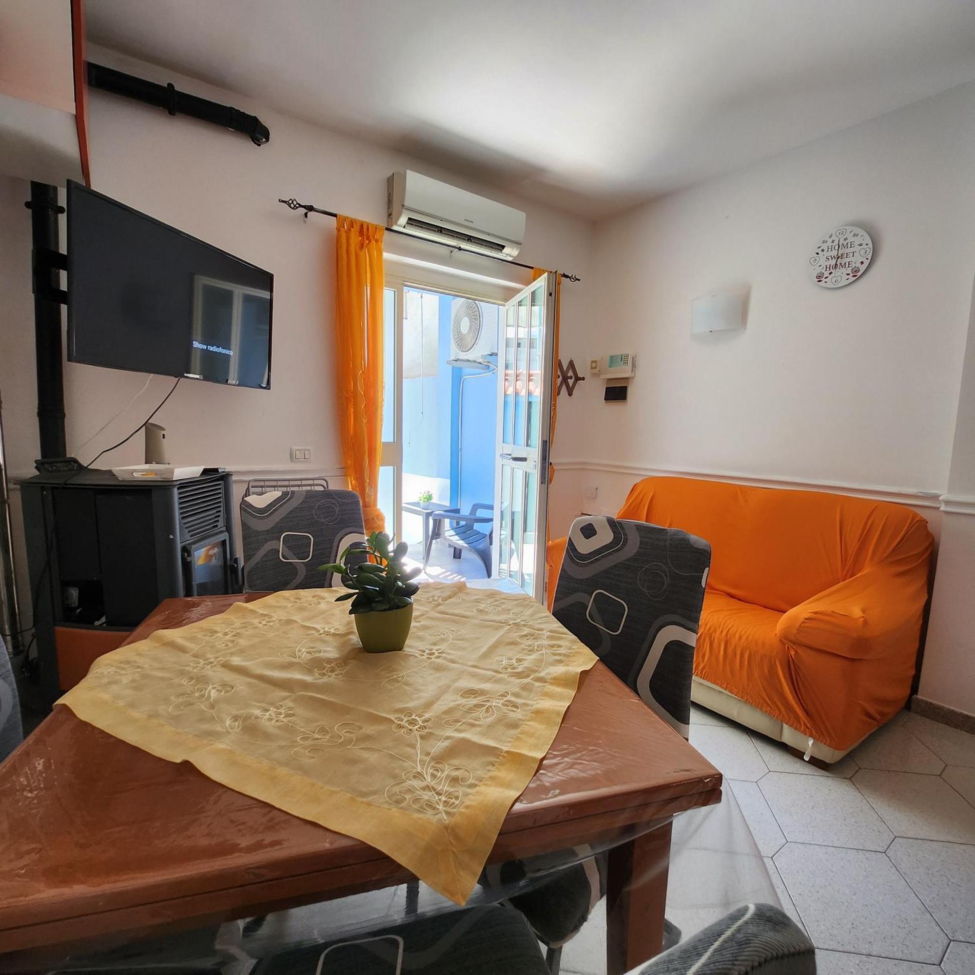 Apartment Civico 16 Sestu Bagian luar foto